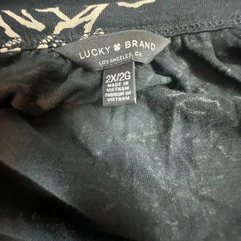 Lucky Brand black long sleeve top with cream boho print size 2X - Picture 7 of 9